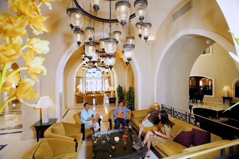 نادي ماجيك لايف كلاوى إمبريال