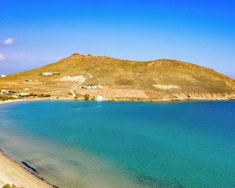 Sanders Paros Gardens - Antiparos - Strand