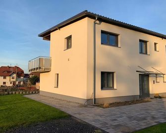 In The Vineyards - Apartment - Apartment / Apartment, Bathroom, Toilet, 1 Bedroom - Kallstadt - Edificio
