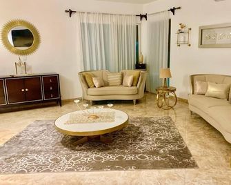 Villa Yenne Dakar Diamniadio - Toubab Dialaw - Sala de estar