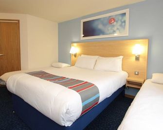 Travelodge Lincoln Thorpe on the Hill - Lincoln - Ložnice