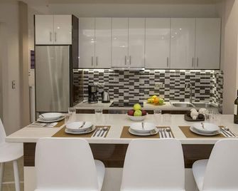 Spacious & Convenient Place near Acropolis Museum by GHH - Athènes - Salle à manger