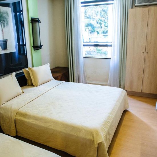 Diamond Hotel image 1