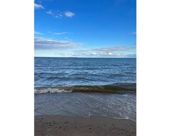 Sunrise Beach Cottage - Au Gres - Cocina