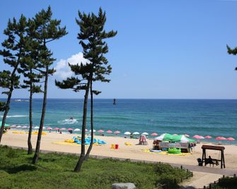 Gangneung Gyeongpodae Hotel Rang - Gangneung - Pláž