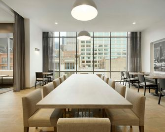 Hampton Inn by Hilton Chicago West Loop Fulton Market Area - Chicago - Restaurant