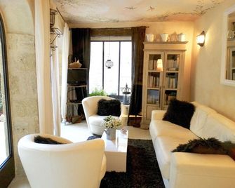 Un Patio en Luberon - Ansouis - Sala de estar