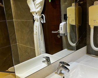 Hotel Suba International - Bombay