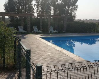 Monte Beato casa principal - Almodôvar - Piscina