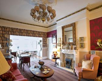 The Ascott - Manchester - Living room