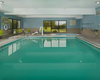 Hampton Inn Shelbyville - Shelbyville - Pool