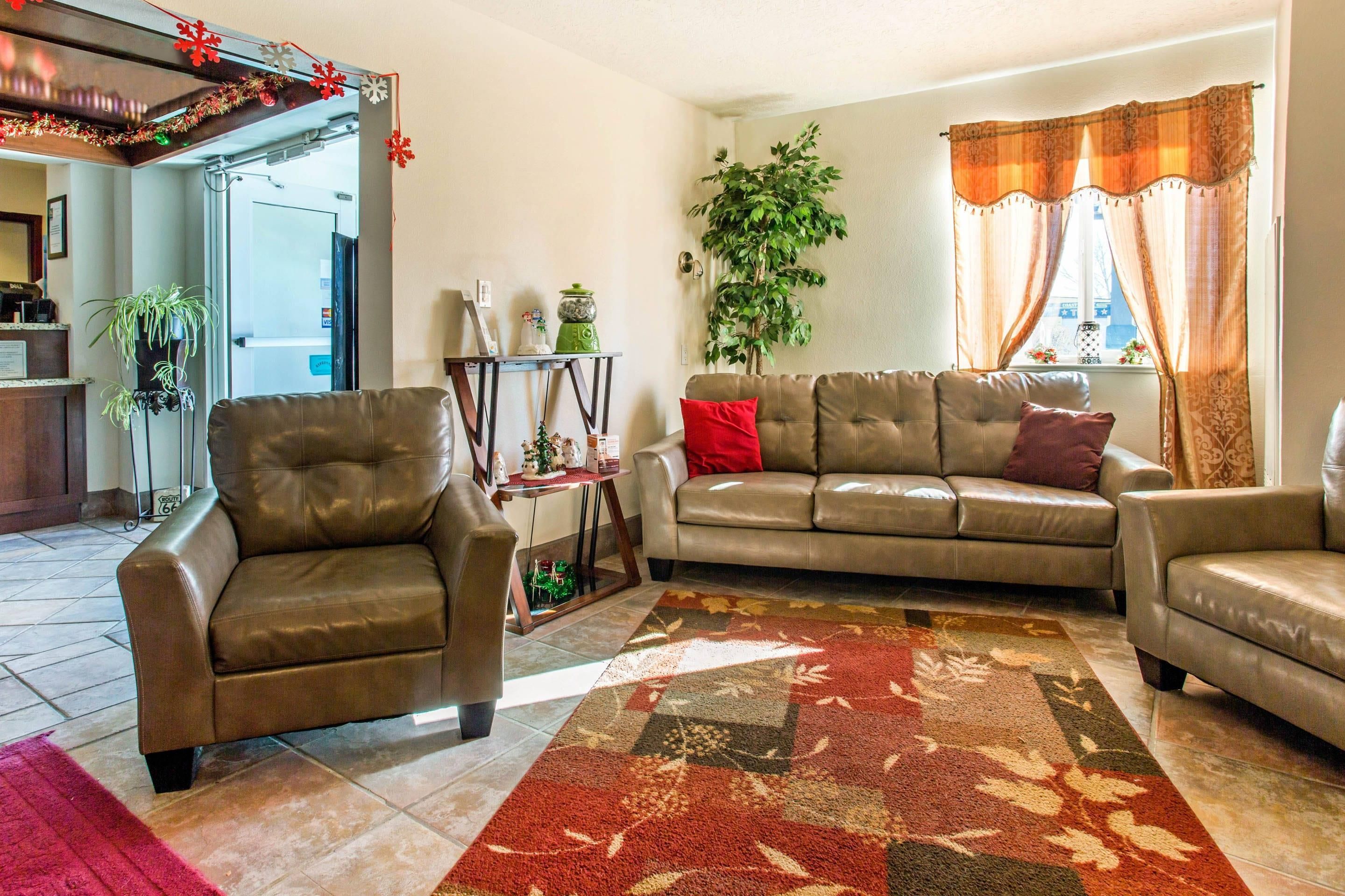 Quality Inn - Moriarty - Living room