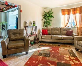 Quality Inn - Moriarty - Lobby