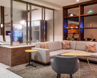 Holiday Inn Gulfport-Airport By IHG - גולפורט - בניין