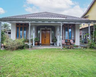 Hotel O Delta Bnb Residence Syariah - Prabumulih - Edificio