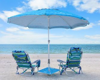 951 Ruby Court - Marco Island - Beach