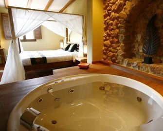 Masía Durbá Hotel B&B - Castellnovo