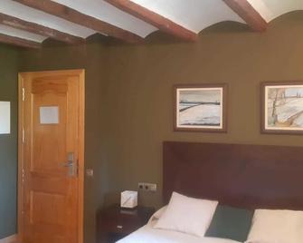 Hotel Rural Panxampla - Tortosa - Bedroom