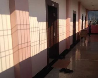 Iroomz Nagamayuri - Kurnool - Hallway