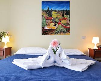 Two-room Apartment - Arezzo - Bedroom