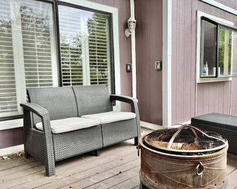 Dt Reno - 4br Home W Patio Bbq Grill Games Room - Reno - Patio