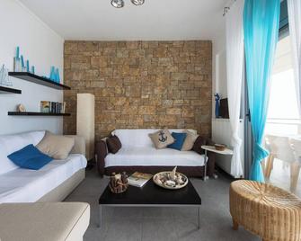#Luxlikehome Potidea Sea View - Nea Poteidaia - Living room