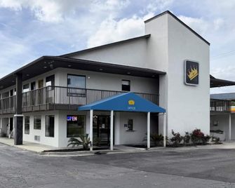 Royal Inn Richmond Hill- Savannah I-95 - Richmond Hill - Toà nhà