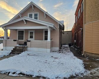 Cozy 1-bedroom apartment in fantastic Mount Pleasant with AC - Mount Pleasant