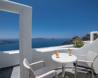 Remvi Suites - Firostefani - Balkon