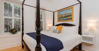 20 South Battery - Charleston - Bedroom