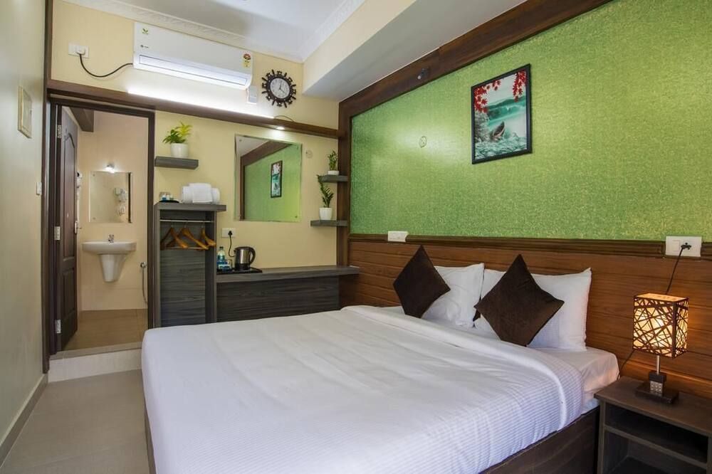 Gems 9 Airport Hotel - Nedumbassery - Bedroom