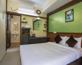 Gems 9 Airport Hotel - Nedumbassery - Bedroom