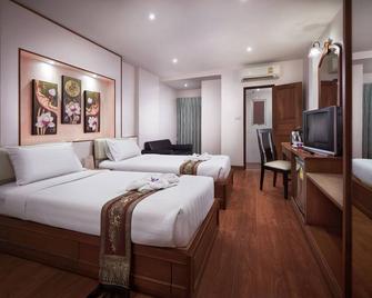 KC 플레이스 호텔 빠뚜남 - 방콕 - 침실