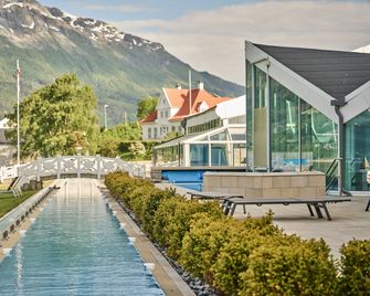 Hotel Ullensvang - Lofthus - Building