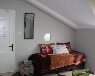 Sky And Sea View, Penthouse 3rd Floor - Jijel - Jijel - Sala de estar