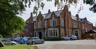 Best Western Grimsby Oaklands Hall Hotel - Grimsby