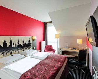 Mercure Hotel Würzburg am Mainufer - Wurzburg - Bedroom