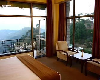 Kasauli Castle Resort - Kasauli - Balcony
