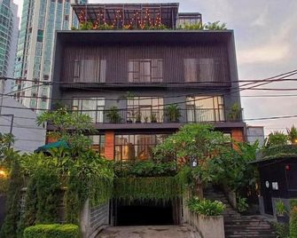 La Boheme, Rooms and Coffee - Jakarta - Building