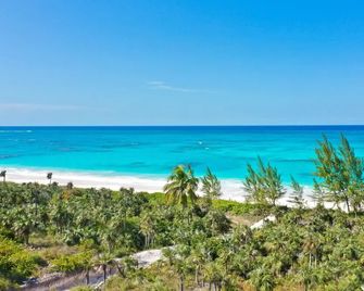 Silver Palms - Brand New Designer Home On Banks Road Home - Governor’s Harbour - Strand