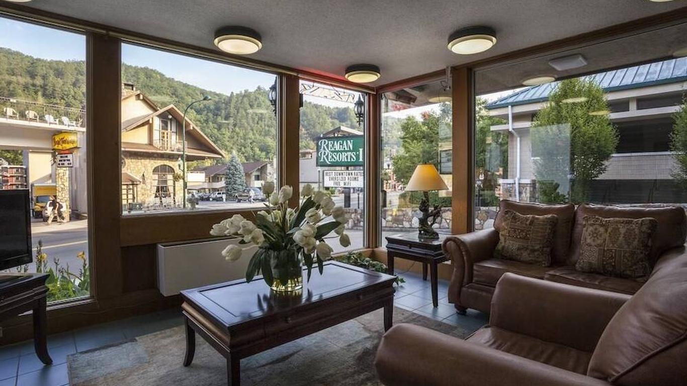 ريجان ريزورتس إن