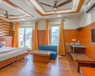 Hotel 24x7 Inn Jalandhar - Jalandhar - Schlafzimmer