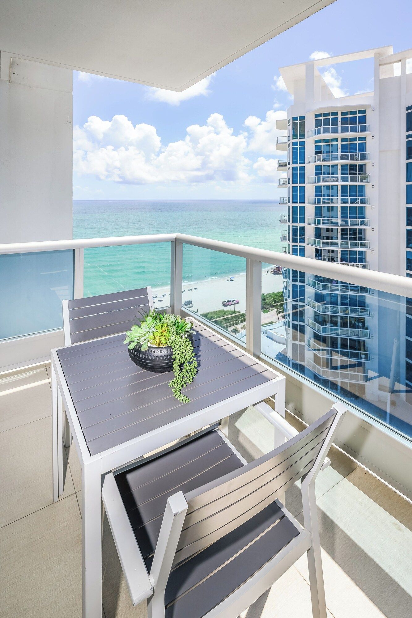 Monte Carlo by Miami Vacations - Miami Beach - Balcón