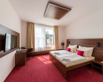 Bohemia Inn Hotel - Turnov - Bedroom