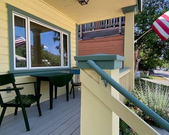 Woodside Getaway by AvantStay Character Home Close To Park City Resort w Hot Tub - Park City - Balcony