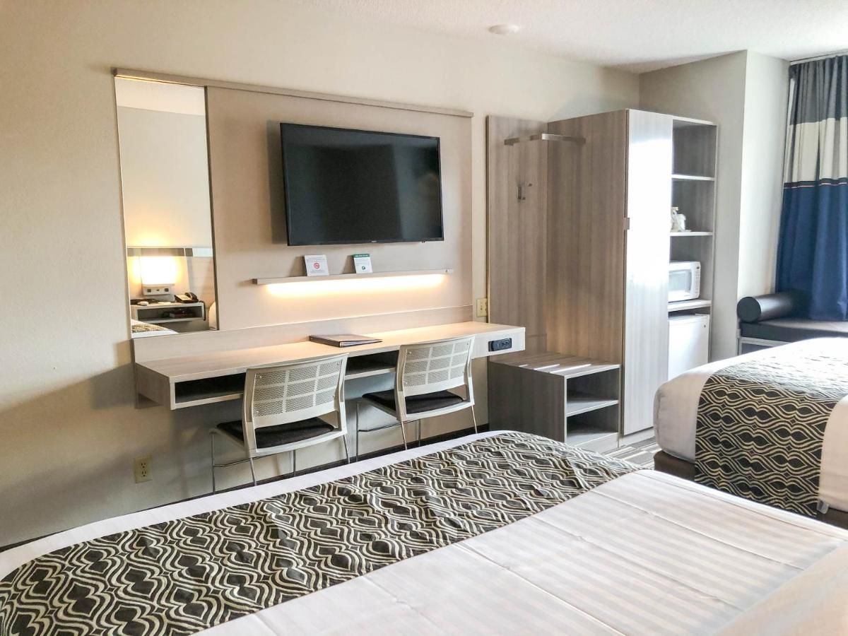 Microtel Inn & Suites by Wyndham Eagan/St Paul thumbnail 3