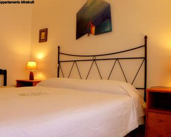 Miratrulli Apartment & Trullo dell'Aia - Alberobello - Camera da letto