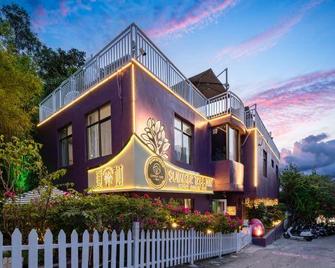 Summer Tree Inn - Sanya - Edificio