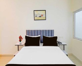 Hotel O Shri Krishna Grand - Karīmnagar