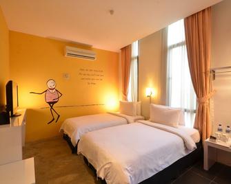 Zoom Inn Boutique Hotel - Johor Bahru - Phòng ngủ